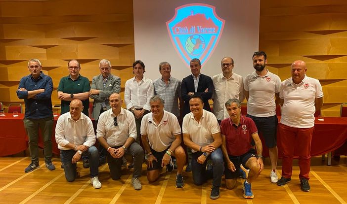 Il Varese presenta il nuovo organigramma: Pertile accompagnatore, Amirante all'area legale e infrastrutture