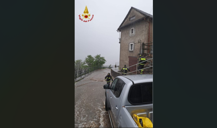 Nubifragio sul Verbano Cusio Ossola Nubifragio sul Verbano Cusio Ossola