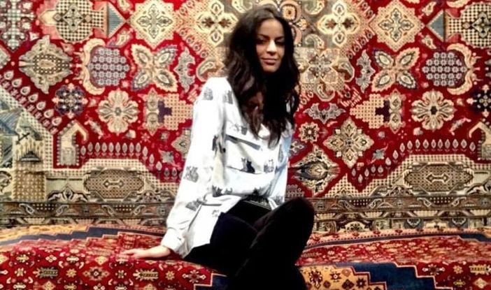 LA STORIA. Nei tessuti di Soraya quel filo magico che lega Varese all'Oriente