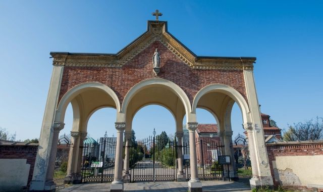 Castellanza: il cimitero chiude, si liberano 20 loculi Castellanza: il cimitero chiude, si liberano 20 loculi