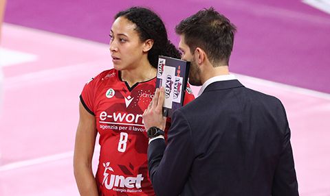 Prova da 15 punti per Gray. Ma Chieri ha meritato Prova da 15 punti per Gray. Ma Chieri ha meritato