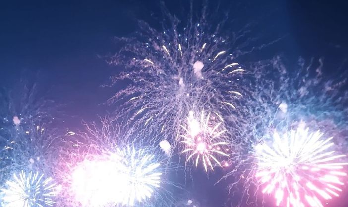 Il consigliere Artoni sui fuochi d’artificio a Voldomino: «Quando si è deciso di trasformare il borgo in un campo di battaglia?»