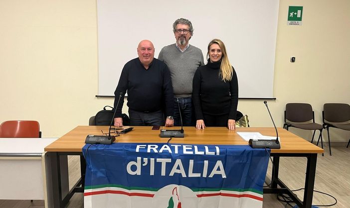 Simone Foti tra Salvatore Marino e Francesca Caruso