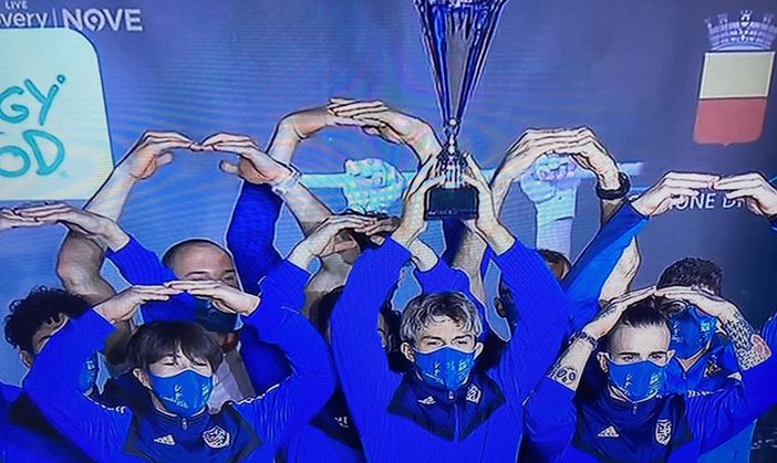 La Pro Patria Ginnastica Bustese sul gradino più alto del podio La Pro Patria Ginnastica Bustese sul gradino più alto del podio