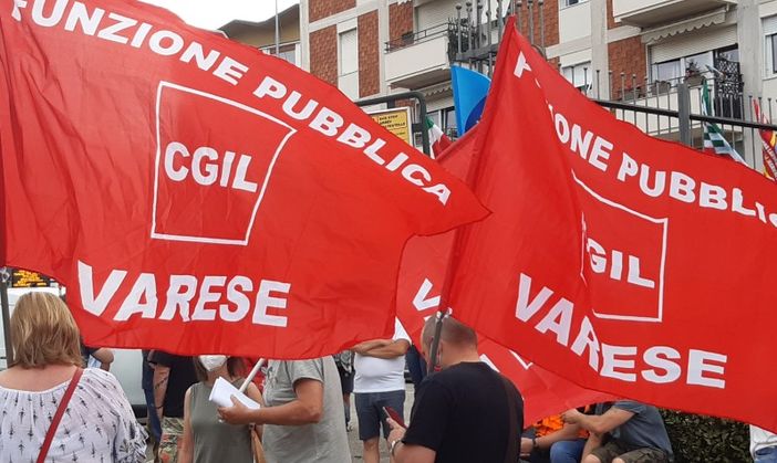 Sanità pubblica e non autosufficienza: lo SPI CGIL di Varese in piazza il 20 novembre davanti all’Ospedale di Circolo Sanità pubblica e non autosufficienza: lo SPI CGIL di Varese in piazza il 20 novembre davanti all’Ospedale di Circolo