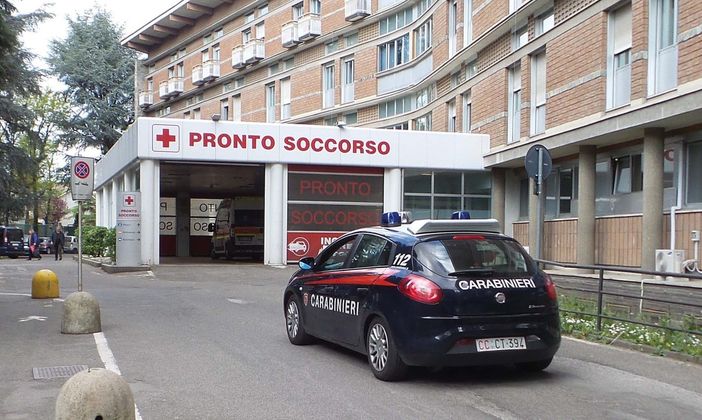 No vax al pronto soccorso con il Covid insulta medici e infermieri No vax al pronto soccorso con il Covid insulta medici e infermieri