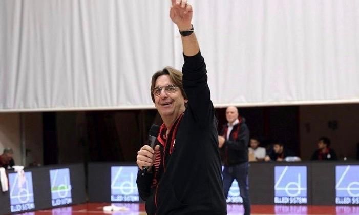 I Knights si godono la vittoria. Tajana: «Contenti per la nostra gente» I Knights si godono la vittoria. Tajana: «Contenti per la nostra gente»