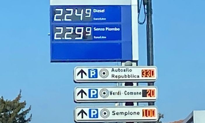 I prezzi dei carburanti questa mattina in alcuni distributori di Varese
