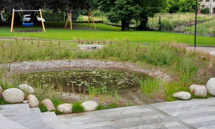 Uno scorcio del parco comunale di via Milano a Besozzo