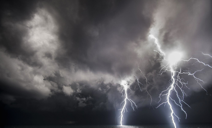 Prima ondata di temporali in corso, in giornata rivedremo il sole. Domani nuovi fenomeni intensi anche con grandine Prima ondata di temporali in corso, in giornata rivedremo il sole. Domani nuovi fenomeni intensi anche con grandine