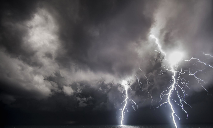Allerta meteo della Protezione civile, c'è anche il Varesotto: da domani vento e temporali