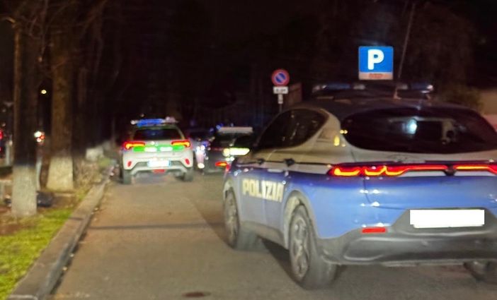 Aveva cercato di rubare indumenti il "vandalo" delle gomme dei Carabinieri Aveva cercato di rubare indumenti il "vandalo" delle gomme dei Carabinieri