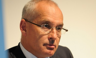 Sergio Tamborini è nato e risiede nel Varesotto ed è amministratore delegato della Ratti di Guanzate