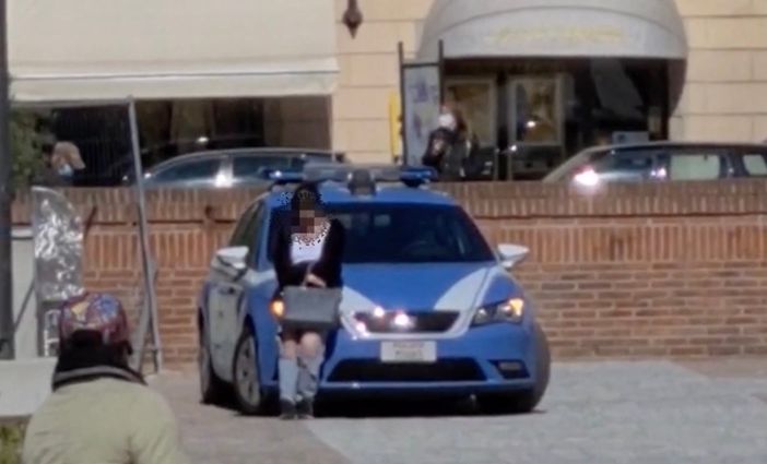 Un fermo immagine del video inviatoci in redazione Un fermo immagine del video inviatoci in redazione