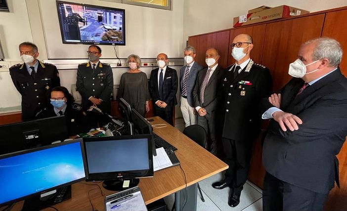 Cento occhi elettronici ad alta definizione per la sicurezza di Varese: «E presto raddoppieranno»