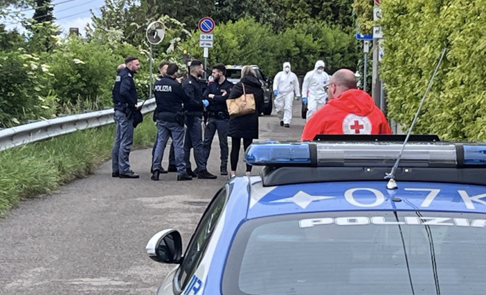 La moglie della vittima: «Hanno massacrato mio marito e mia figlia». Gli amici: «Una tragedia annunciata» La moglie della vittima: «Hanno massacrato mio marito e mia figlia». Gli amici: «Una tragedia annunciata»