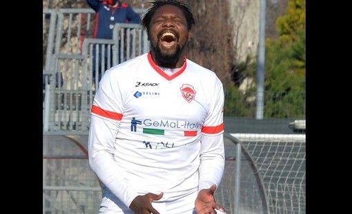 Il Varese risolve il contratto con Ebagua: «Grazie per quello che ci hai dato» Il Varese risolve il contratto con Ebagua: «Grazie per quello che ci hai dato»