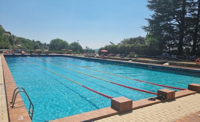 La piscina dell'ex Whirlpool, un luogo amato da generazioni di varesini La piscina dell'ex Whirlpool, un luogo amato da generazioni di varesini