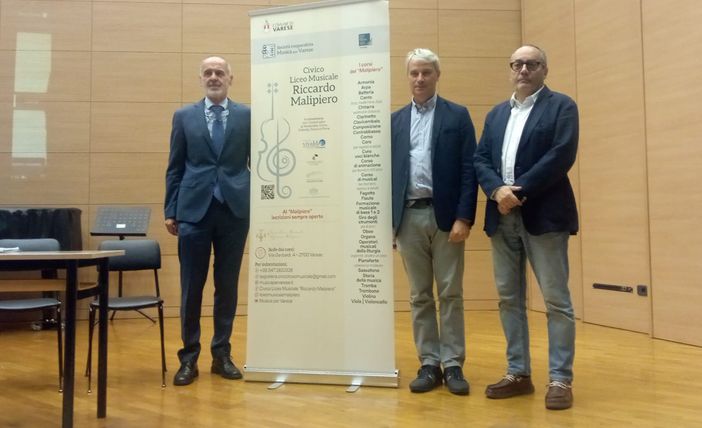 A Biumo riparte il Civico Liceo Musicale: «Un luogo prezioso per la città» A Biumo riparte il Civico Liceo Musicale: «Un luogo prezioso per la città»