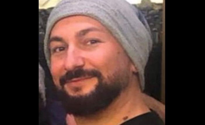 Alessio Primiceri in una foto tratta dalla pagina Facebook "Lavoratori/trici Whirlpool Cassinetta" Alessio Primiceri in una foto tratta dalla pagina Facebook "Lavoratori/trici Whirlpool Cassinetta"