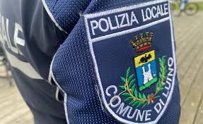 Luino, passa all'unanimità la mozione delle minoranze per spostare la polizia locale alla stazione