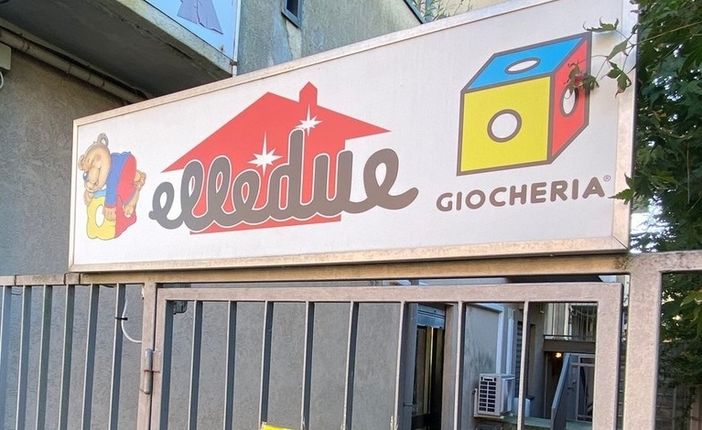 Se la vita è anche un gioco, per tanti è iniziato qui. L'annuncio della chiusura dell'Elledue colpisce i varesini