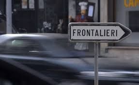 Stipendi medi dei frontalieri: si va dai 2.500 ai 5.500 franchi al mese in base al settore di impiego Stipendi medi dei frontalieri: si va dai 2.500 ai 5.500 franchi al mese in base al settore di impiego