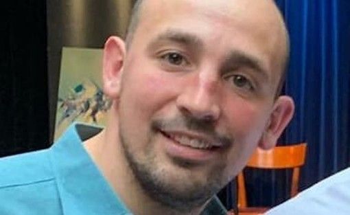 Il Varesotto dice addio al luinese Andrea Rossi. La sua battaglia ha commosso l'intera provincia Il Varesotto dice addio al luinese Andrea Rossi. La sua battaglia ha commosso l'intera provincia