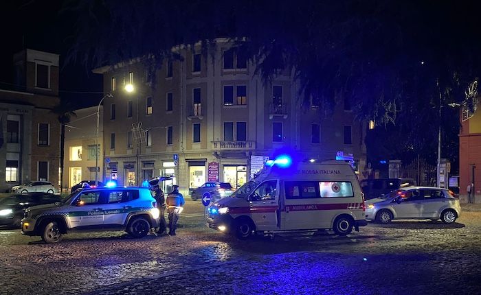 L'89enne investita a novembre sulle strisce in centro a Luino sta meglio: «Grazie a chi mi ha assistito e confortato»