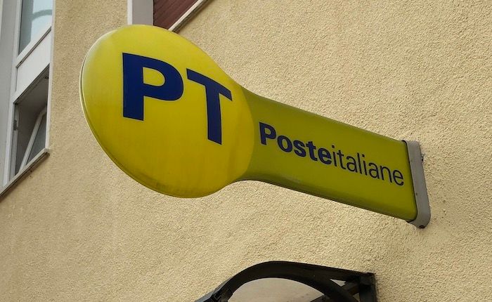 Poste Italiane, le pensioni di aprile in pagamento dal 26 marzo