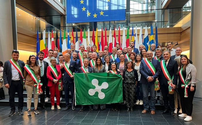 Amministratori locali del Varesotto in trasferta a Strasburgo. Tovaglieri: «L’Europa ascolti i nostri Comuni»