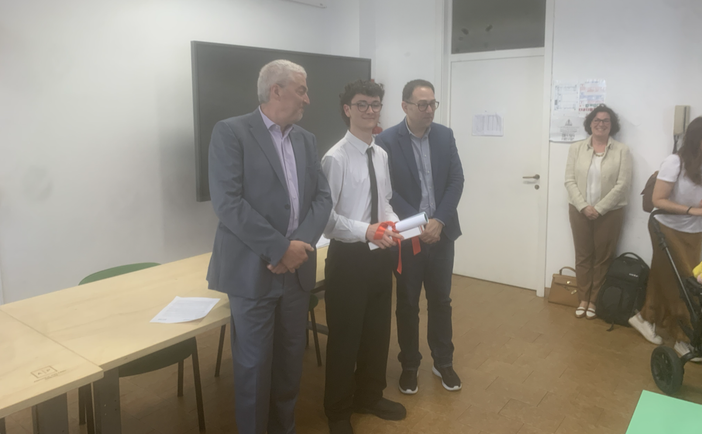 Acinque conclude il progetto scuola al Ferraris. Premiazioni e consapevolezza sulla sostenibilità
