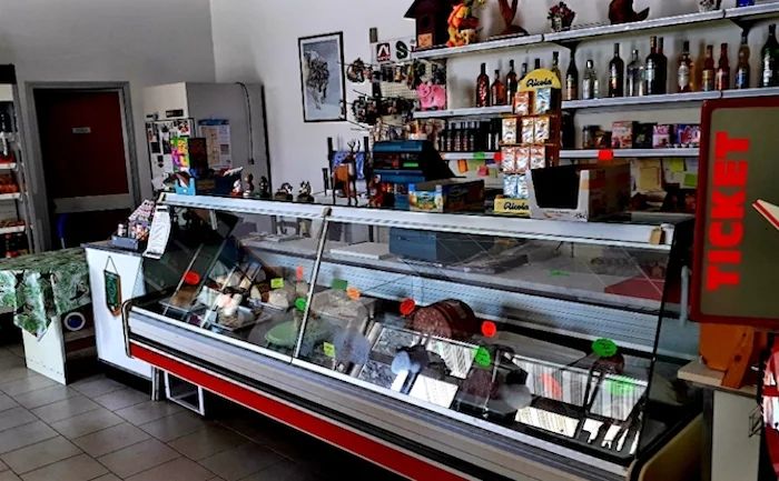 Veddasca, il negozio di alimentari non chiuderà