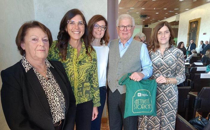 FOTO. La storica Macelleria Pozzi di Morazzone compie gli anni: «Fieri del nostro passato e fiduciosi nel futuro» FOTO. La storica Macelleria Pozzi di Morazzone compie gli anni: «Fieri del nostro passato e fiduciosi nel futuro»