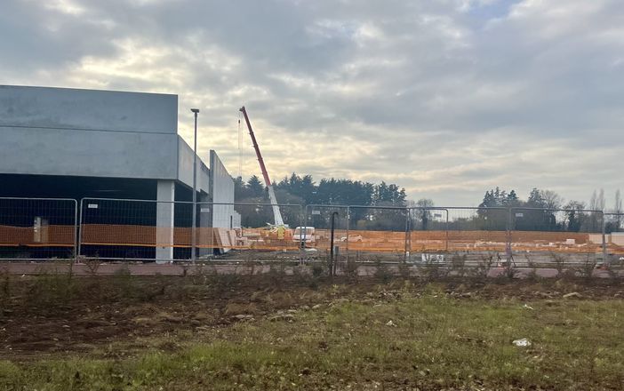 Castellanza, cresce un nuovo spazio commerciale all'ex Mostra del Tessile