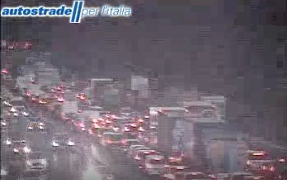 La situazione traffico vista dalla webcam di Autostrade per l'Italia