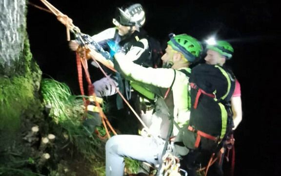 Due giovani arrampicatori bloccati sul Mottarone: intervento del Soccorso Alpino e elicottero in volo da Torino