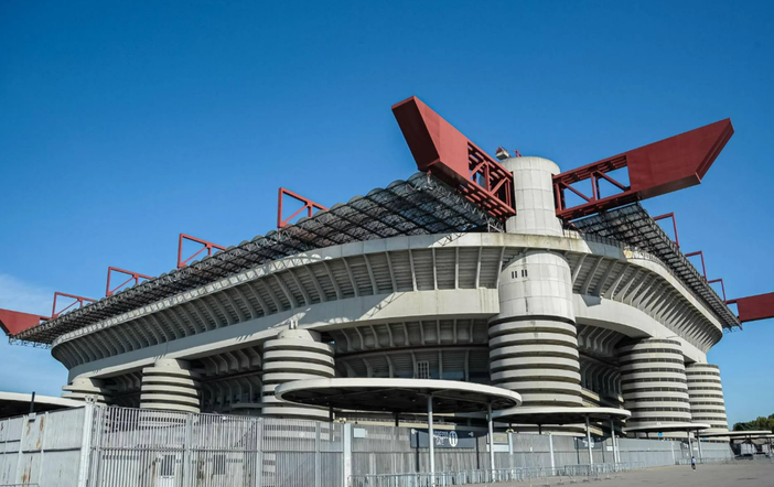 San Siro, il Consiglio comunale approva la vendita dello stadio a Milan e Inter