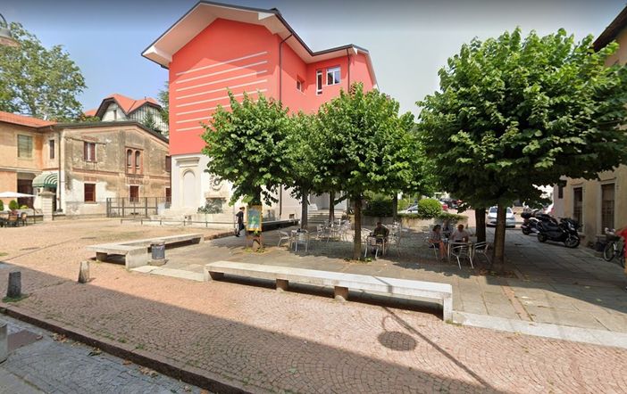 La scuola materna in Piazza Artisti Viggiutesi