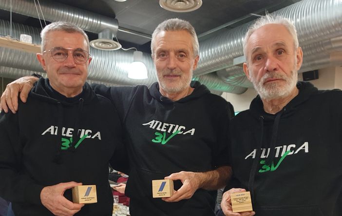 Gli atleti dell'Atletica 3V premiati dalla Federazione a Bergamo per i risultati ottenuti nel 2024 nelle gare internazionali