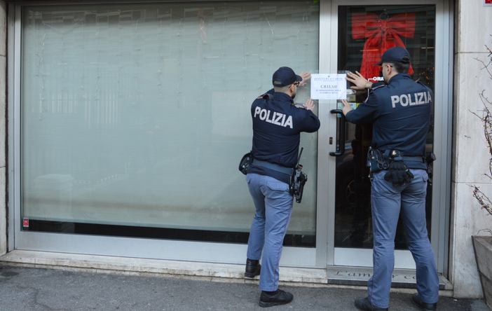 Violenta rissa tra extracomunitari: chiuso per 10 giorni un bar di via Sempione a Varese Violenta rissa tra extracomunitari: chiuso per 10 giorni un bar di via Sempione a Varese