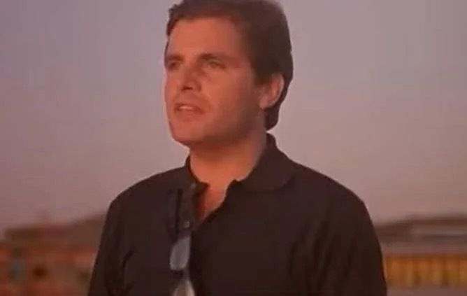 È morto Mauro Di Francesco, addio all'attore della commedia anni Ottanta È morto Mauro Di Francesco, addio all'attore della commedia anni Ottanta