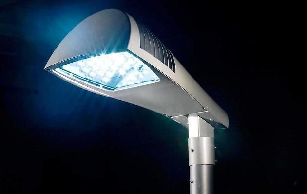 Busto, nuova illuminazione pubblica a led: «Termine lavori il 30 settembre»