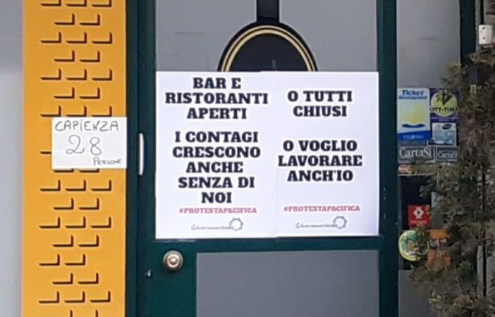 La protesta dei ristoratori a Busto La protesta dei ristoratori a Busto
