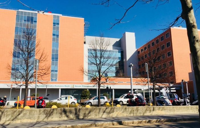 L'ospedale di Circolo L'ospedale di Circolo