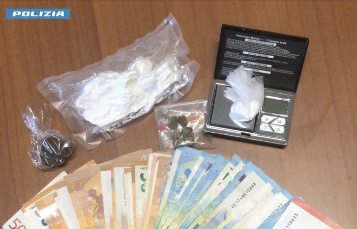 Spaccio di cocaina: denunciati a Bedero Valcuvia due italiani di 40 e 64 anni