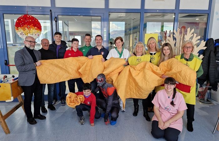 La solidarietà va in rete: 70 nuove copertine per la Pediatria