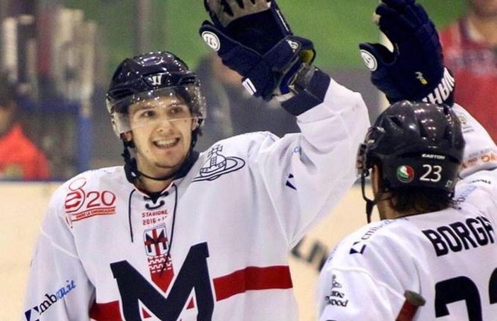 Schina e Borghi vincenti a Milano: li vogliamo così anche al Palalbani (foto tratta dal profilo Facebook del neo acquisto giallonero)