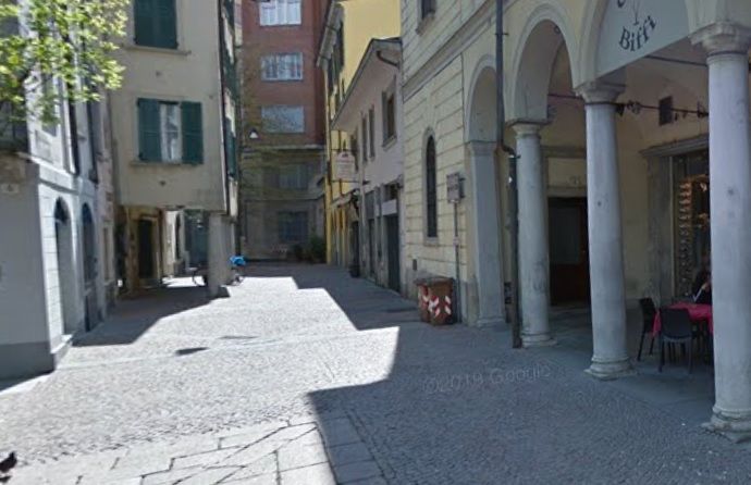 Carabinieri in centro, “punto di ascolto” in via Romagnosi