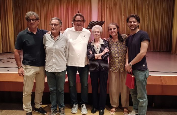 Dina Svampa allo spettacolo tributo per Nanni Svampa di Francesco Pellicini a Leggiuno Dina Svampa allo spettacolo tributo per Nanni Svampa di Francesco Pellicini a Leggiuno